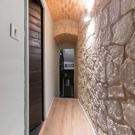 Grande Maison - Maison De - 3 * Cusset