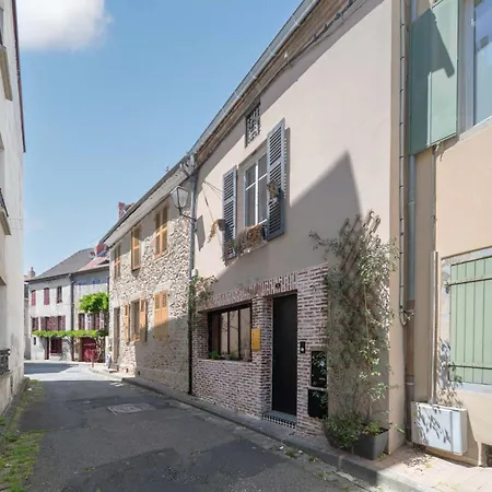 Grande Maison - Maison De - 3 Holiday home Cusset